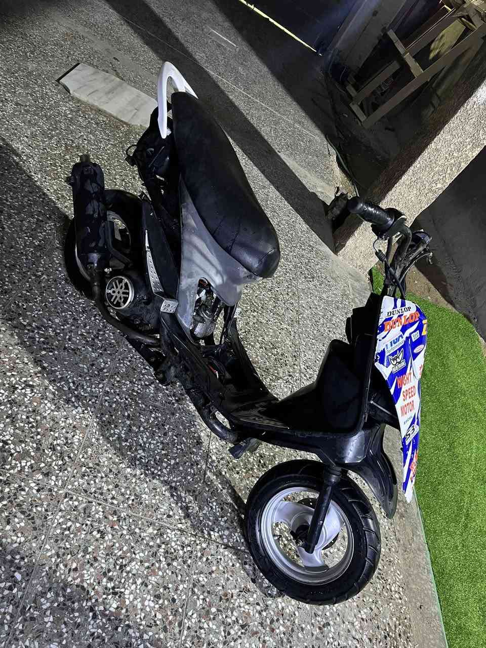 سلام عليكم عدله مال لعب للبيع دراجه بوشه ٥٥ شلعه ومعدل قويه سعر ٣٥٠ وبيه مجال دراجه ناشفه كبل للشارع مكان دوره اي ستفسار موجود خاص رقمي ***********
