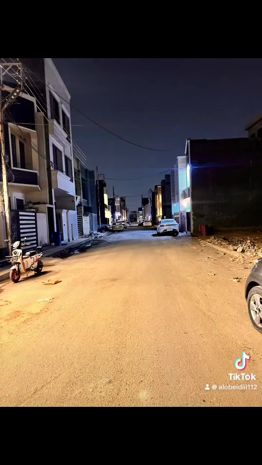 بيت للبيع في الدوره حي دجله مربع اول شارع رقم 13 بناء اعلى مواصفات مساحه 100 متر الواجه 6.25 والنزال 16 يحتوي على ثلاثه غرف نوم والسعر جدا مناسب للاستفسار الاتصال *********** العبيدي للاستثمار والتطوير العقاري
