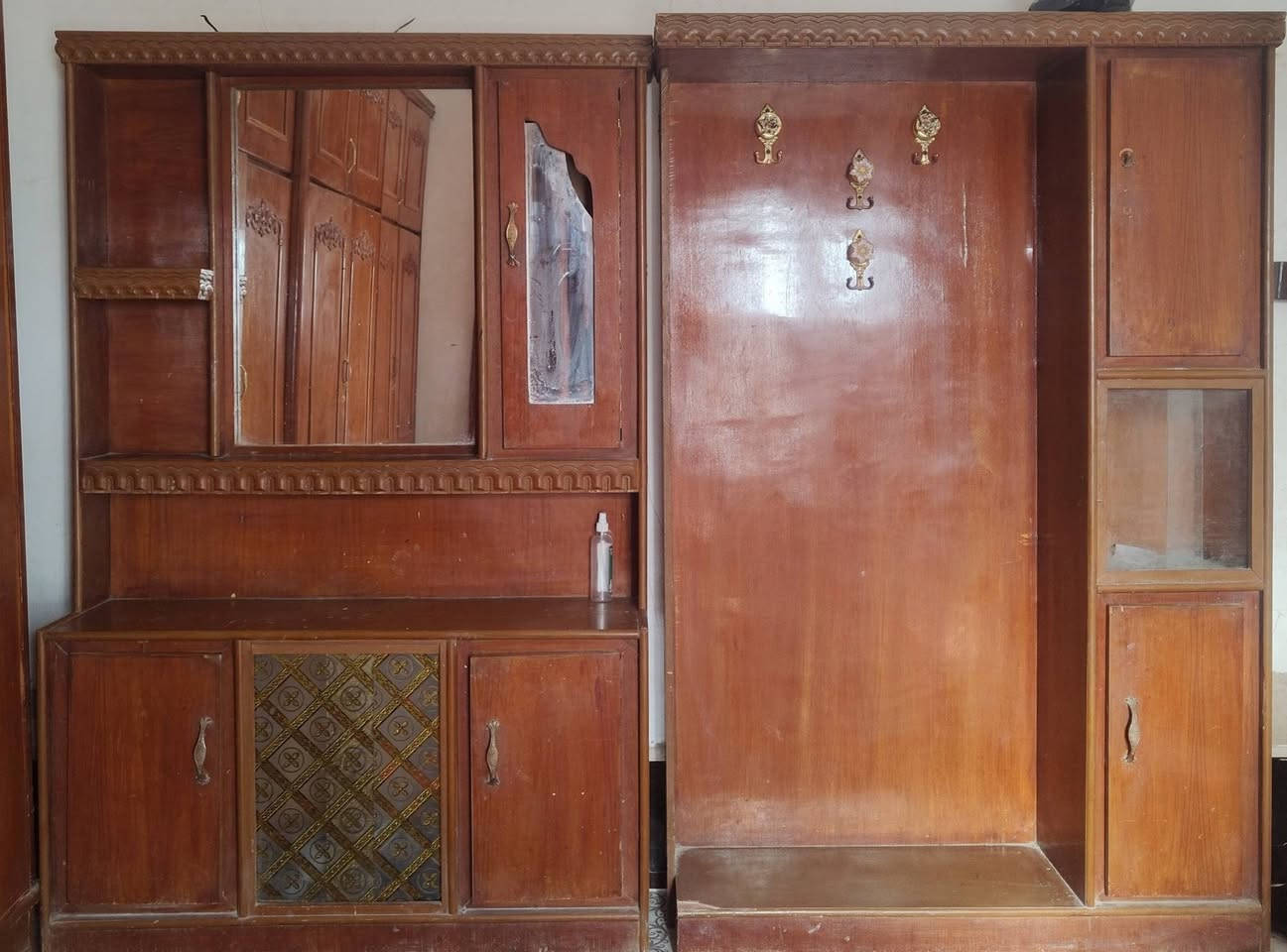 غرفه نوم للبيع نظيفه ومرتبه سعرها 400 الف *********** رقم الهاتف لشراي 
العنوان الفلوجه صقلاويه
