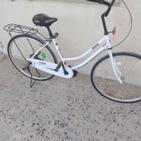 باسكل • ابيض • نظيف