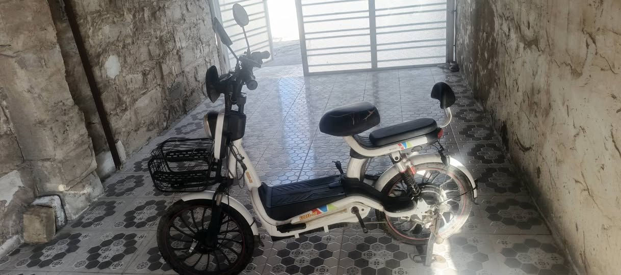 للبيع بايسكل شحن
بايسكل شحن بحالة جيدة 
مناسب للتوصيل والعمل اليومي
قوي ويتحمل وزن عالي
الاستخدام نظيف
السعر300
 قابل للتفاوض
للتواصل***********
