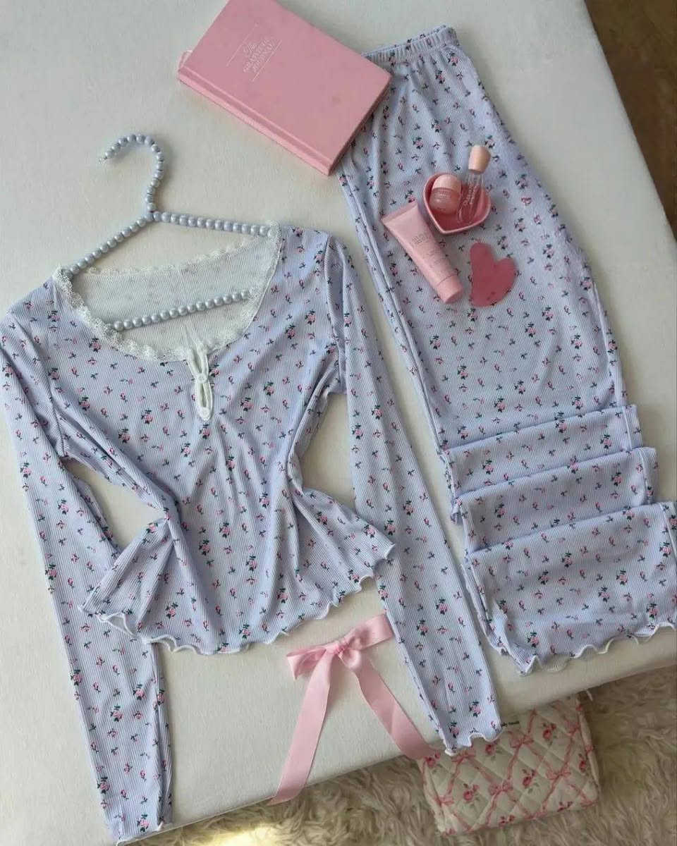 بيج ملابس نسائية بارخص الاسعار مع عروض توصيل مجاني في رمضان قبل العيد ادخل البيج و شوف الاسعار


**إذا كنت صاحب هذا الإعلان وتريد حذفه لأي سبب، رجاءا أرسل رسالة إلى الدعم الفني**