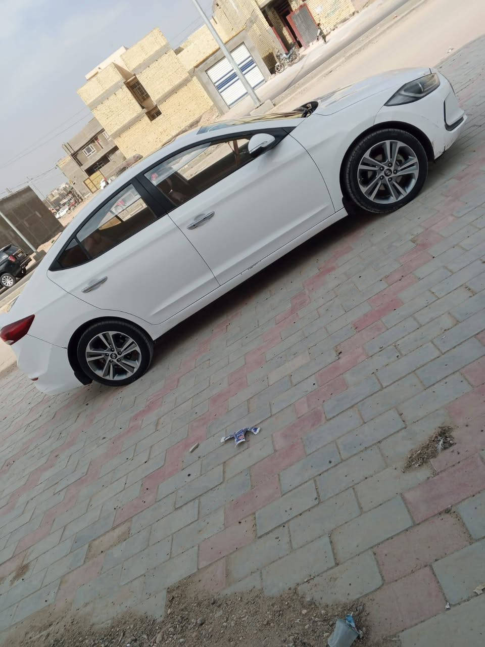 السلام عليكم
سياره للبيع نوع الانترا موديل 2018خليجي فؤؤؤل مواصفات واحد ع واحد كفاله عامه من الضريه والتبديل والصبغ المواصفات فتحه بصمه شاشه كامره دواره تحكم استيرن مري شفط اشاير مري حداديه تبريد تدفئه كفاله العنوان كربلاء السعر 153وبيه مجال بصيط حك الجيه انتصال فقط ***********
