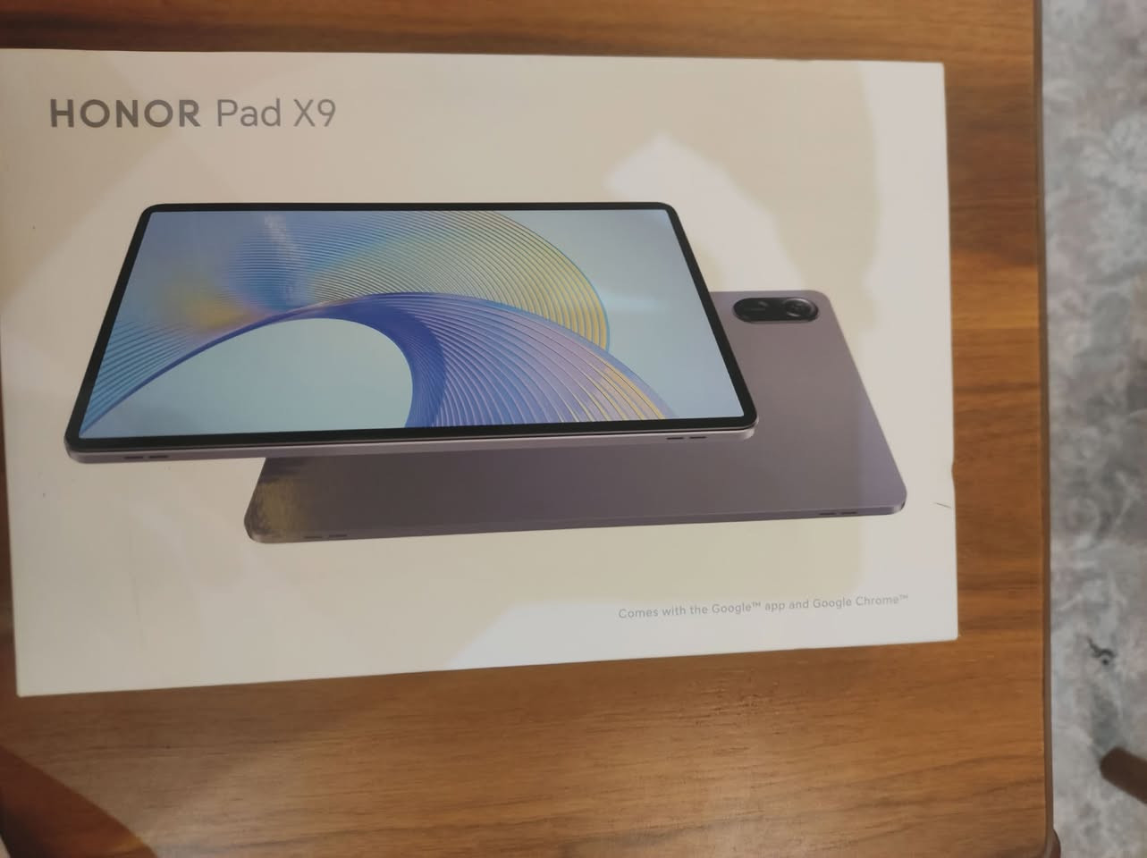 السلام عليكم  ايباد HoNoR  Pad x9 
فول مواصفات أخذته ب 290 استعمال شهر السعر ب 275 وبيه مجال  ابد ما داخل مصلح              رقم ***********
