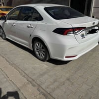 كورلا هايبرد موديل ٢٥ ماشيه ٢٥ الف فول مواصفات مكفوله من الصبغ والبارد...