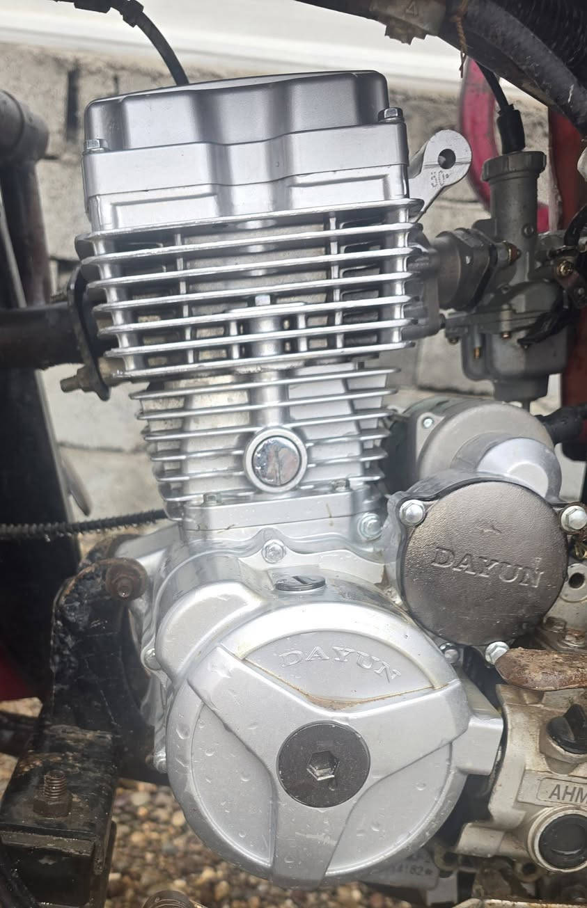 ستوته دايوان 2017شهر10اوراقها كامله 7اوراق      محرك 2026ما مفتوح برغي مامفتوح بي شاصي نضيف ركبه ماملحومه بدي نضيف هندر وسلف مدفوع كمركها ستوته تاخذها ربع ماتذب عليها مامتعوبه  دشبول جديد لايت جديد اشاير شغاله صناديك ٢ السعر 1350وبيها مجالل
وهذا رقمي 
***********
