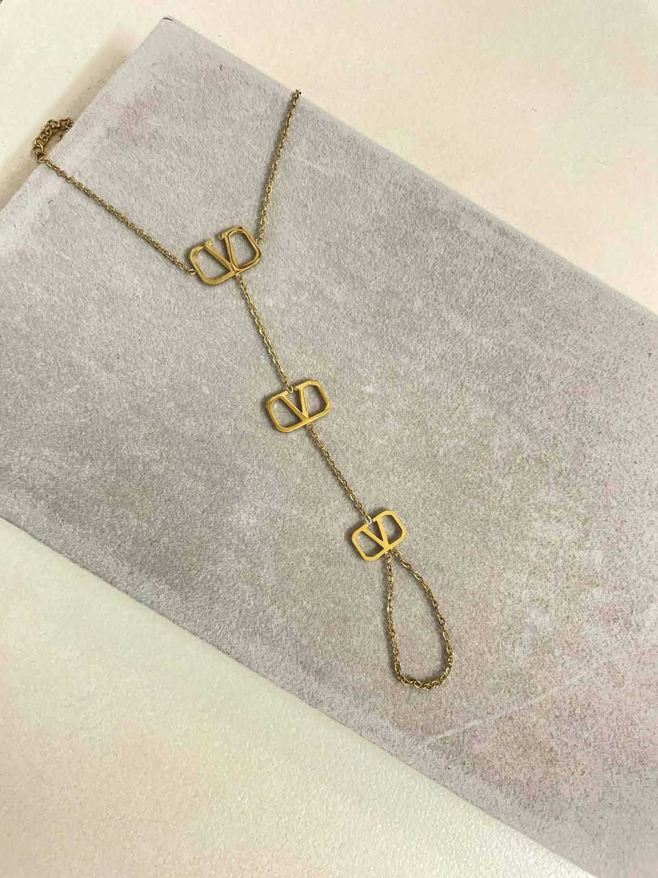 توفرت اكسسوارات العيد
توصيل بسماية الف 🚘


**إذا كنت صاحب هذا الإعلان وتريد حذفه لأي سبب، رجاءا أرسل رسالة إلى الدعم الفني**