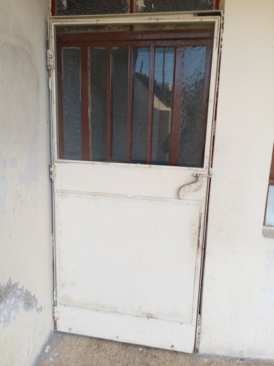 للبيع 
باب تيل 
***********
