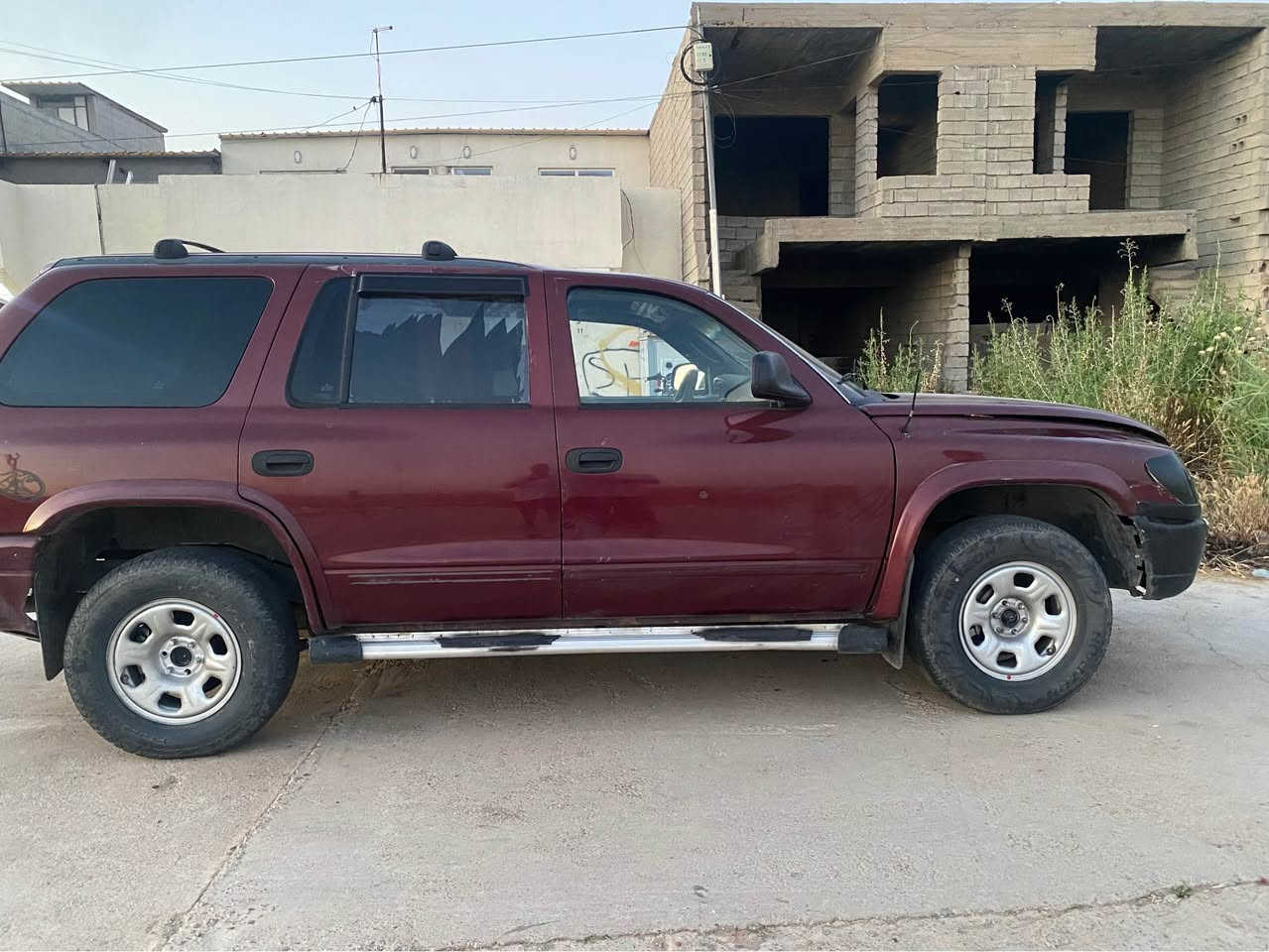 سةرةتا بةناوي الله ئةم سةيارةية بو فروشتن گيرو مةچينة بةطةية گير عادية سةيارةكة ئاگري لوزني قتحة ئيشناكة بةحاتلي دةيفروشين سعري 12 ورقة دةيفروشين   27 وةرةقةشي پي دراية.  ***********. *********** أربيل, العراق
