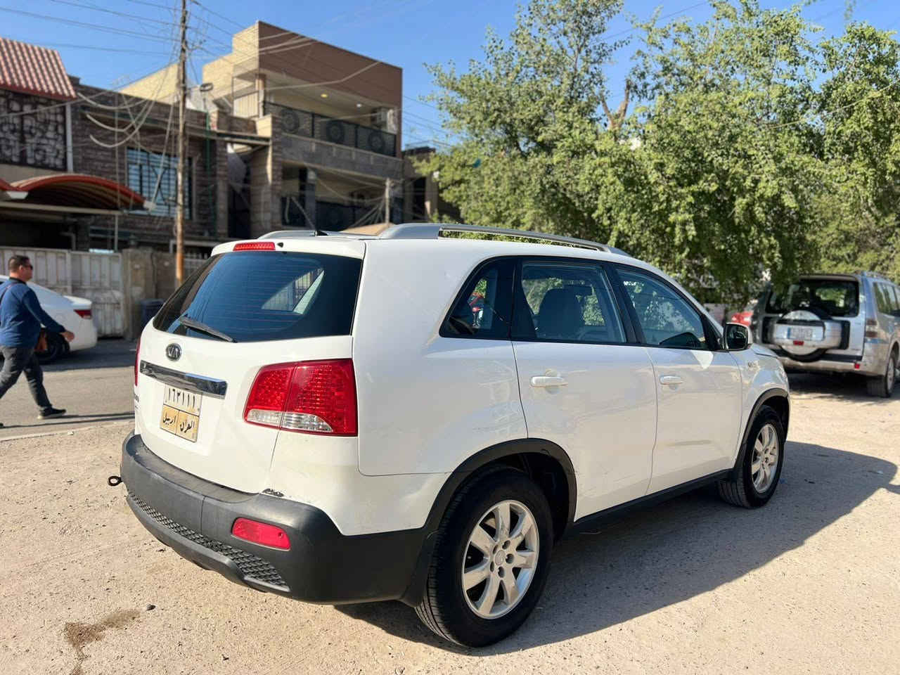 السلام عليكم
سورنتو 2010 خليجي
محرك 2400 دوش
ماشية 137 الف
مواصفات عادية
رقم اربيل القديم
السيارة بأسمي تحويل مباشر
صدر نص عمر
بيها جاملغ الايمن مبدل فقط
بارد باب الصدر وباب الخلفي
والباقي مكفول
بيها طبة بسيطة بالكير عند السرعة ٦٠
هذا كل الي بيها حتى لحد يكول ضميتهن علية
السعر  ١٢.٥٠٠ ويدلل الشراي
مكاني بغداد / البياع
ه/ ***********
