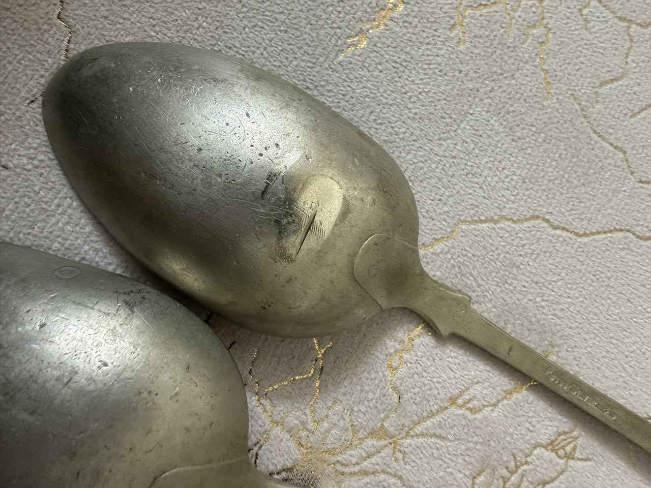 خواشيك فضه قديم مفحوص فضة وزنهن 200 غرام اريد ابيعهن ماعندي توصيل مكاني فلوجة رقمي للتواصل 
*********** 
#ملاحظه توصيل ماعندي
