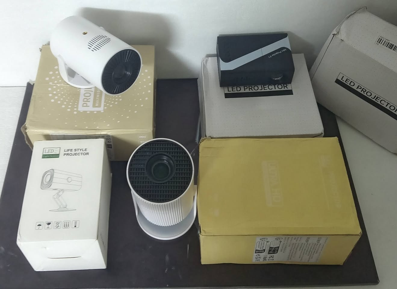 السلام عليكم
الي يخدمنه يراسلني
العدد ١٧ قطعه


**إذا كنت صاحب هذا الإعلان وتريد حذفه لأي سبب، رجاءا أرسل رسالة إلى الدعم الفني**