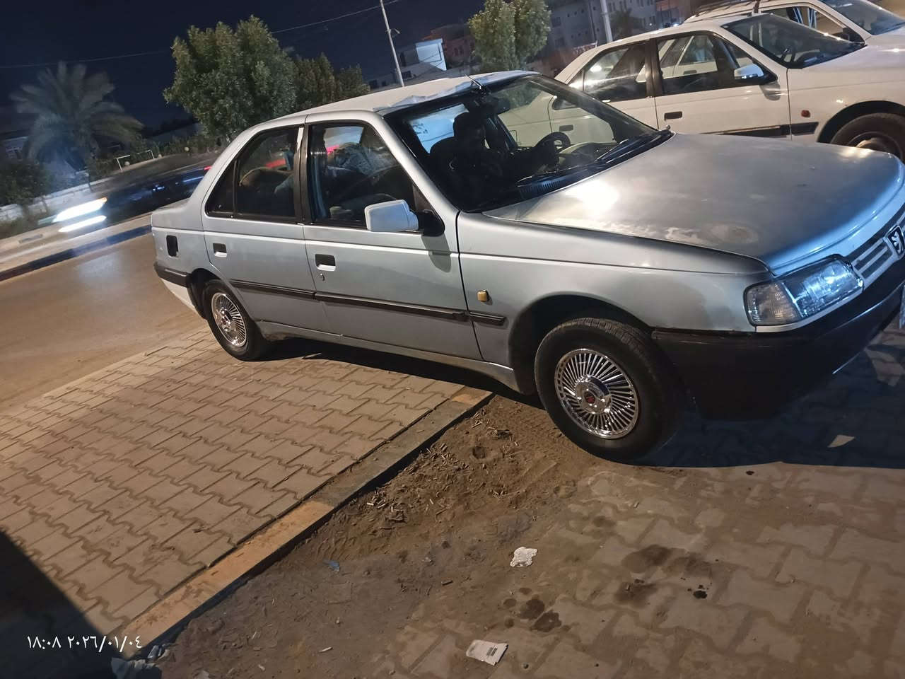 الهم صلي على محمد وآل محمد 
سلام عليكم بيجو روى موديل 2009 محرك مكفول كلشي حداديه جديده  شغال تبريد تتفه شغاللات كهربائيات كلها شغاله تايرات بيها تخم جديد باقي التفاصيل بل واتساب *********** السعر 23وبيها مجال بصيط رقمها نجف الماني سنويتها له 28  ثاني يوم مداور   مكاني نجف كوفه عباسيه
