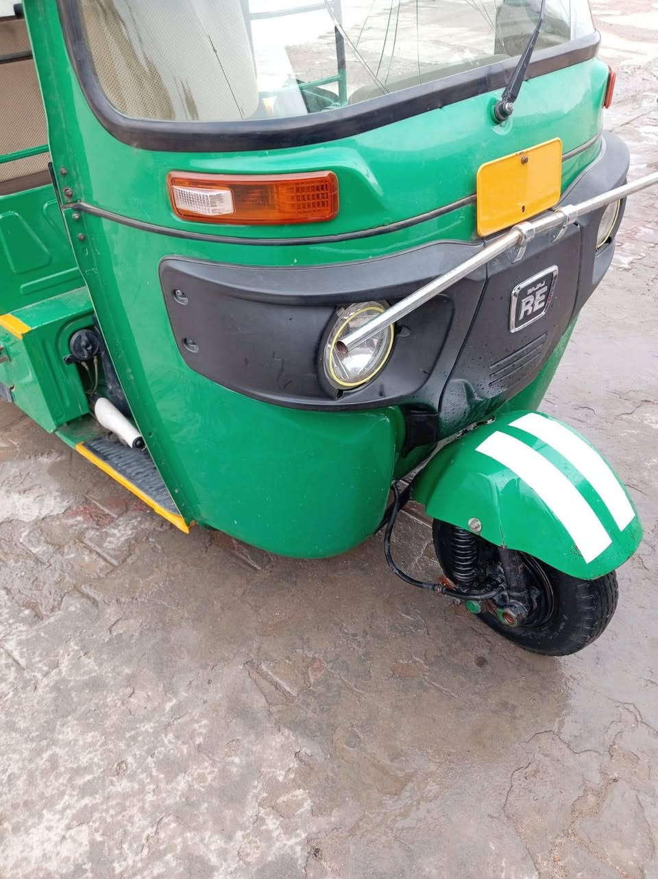 السلام عليكم تيك توك للبيع موديل 21 الشهر الثاني يوم 9 تواصل على هذا الرقم بو واتساب/***********
