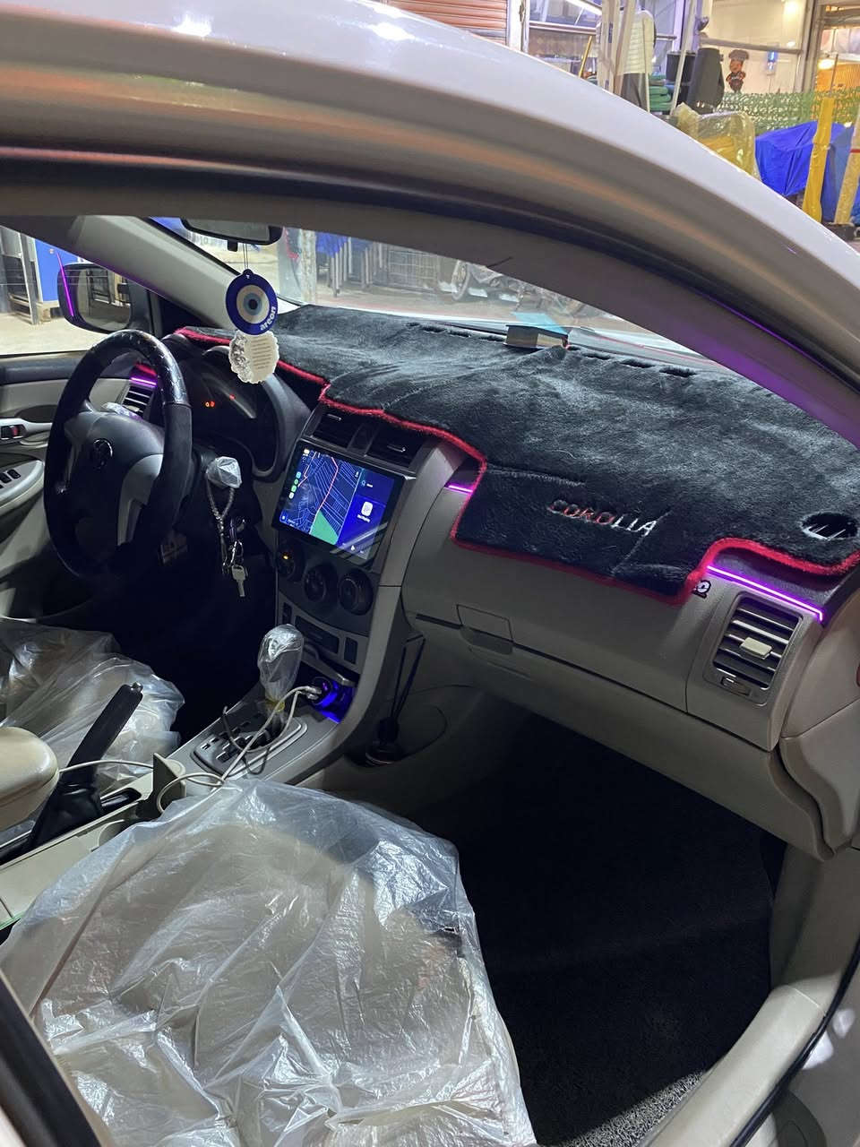 تحيه طيبه
كورلا موديل 2012 شركه عامه sas
السياره نضيفه بمعنى الكلمه بيها جاملغ تبديل اصلي نفس اللون فقط اثر طخه اما الباقي كفاله 
عليها اضافات 
شاشه اصليه تدعم اندرويد وكار بلي وحدها ماخذها ب ٢٥٠ الف ونشره دشبول متغير ؏ بلوتث 
لحيه اماميه ٤ قطع اصليه 
ورماش عالي ب ١٠٠ الف 
وعليها صبغ وياله وفجوج اصلي حراري ووياها بردات اصليه تعتيم ١٠٠٪؜ حته السكوبات تخم تاير جديد قبل سبوع شاده  للاتصال والاستفسار 
*********** واتساب فقط
