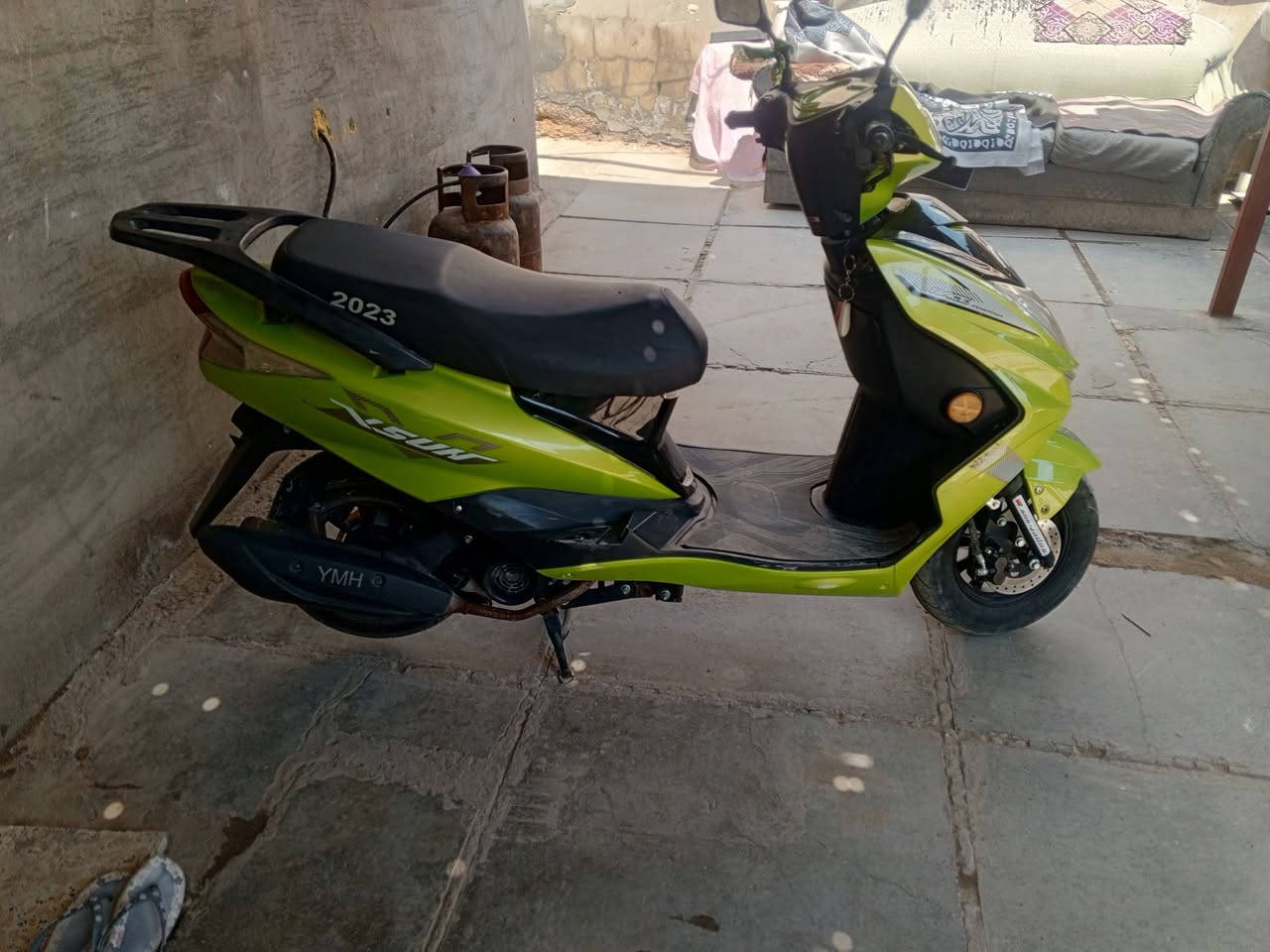 سلام عليكم
سكنس للبيع مكينة ياباني موديل 2023 برغي ممفتوح بيه اذا مفتوح برغي ترجع الدراجه ما نقصه شي شلعه معدل فول ماشيه 30مكان مسيب السعر خاص ***********
