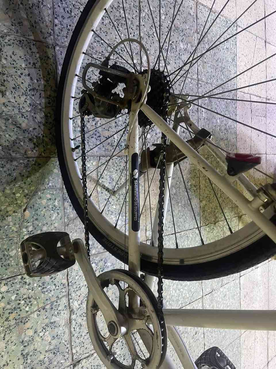 السلام عليكم شباب C700 للبيع
البايك نظيف جداً للبيع
مااعرف حجمه 
السعر 85،000
مكاني بغداد حي العامل
للاستفسار / ***********
