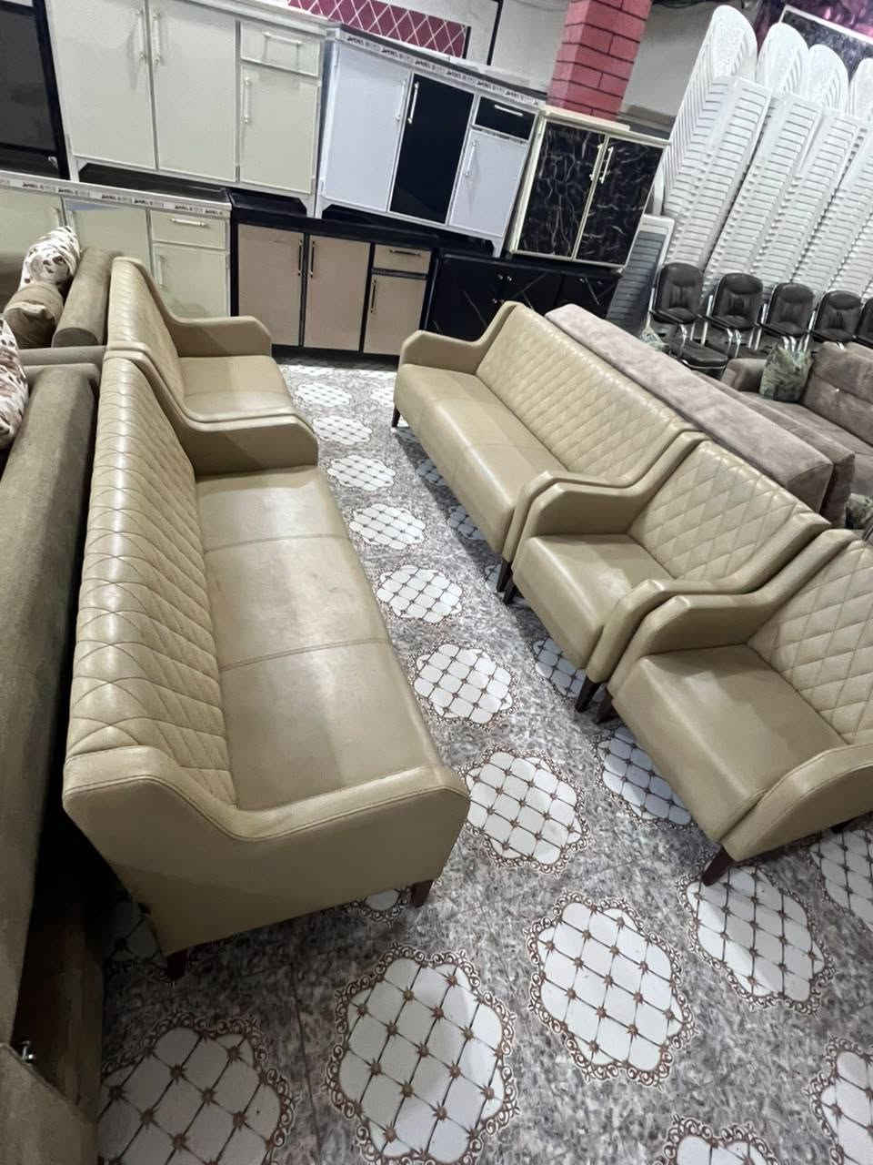 مزاد خضر. الخالص طريق جديده الاغوات مجاور مخازن ابو عامر 
 *********** خضر
*********** خضر
*********** وتساب 
 متوفر سبالت كنتوري وجداري ومكيف   تخامه تركيات كاونترات جديد سنكات جدد ثلاجات مجمدات  كراسي بلاستيك  جلد مكتبي  ميز مكتبي مع كراسي 
مبردات حديد وبلاستك وكنفيرات كل الأحجام
