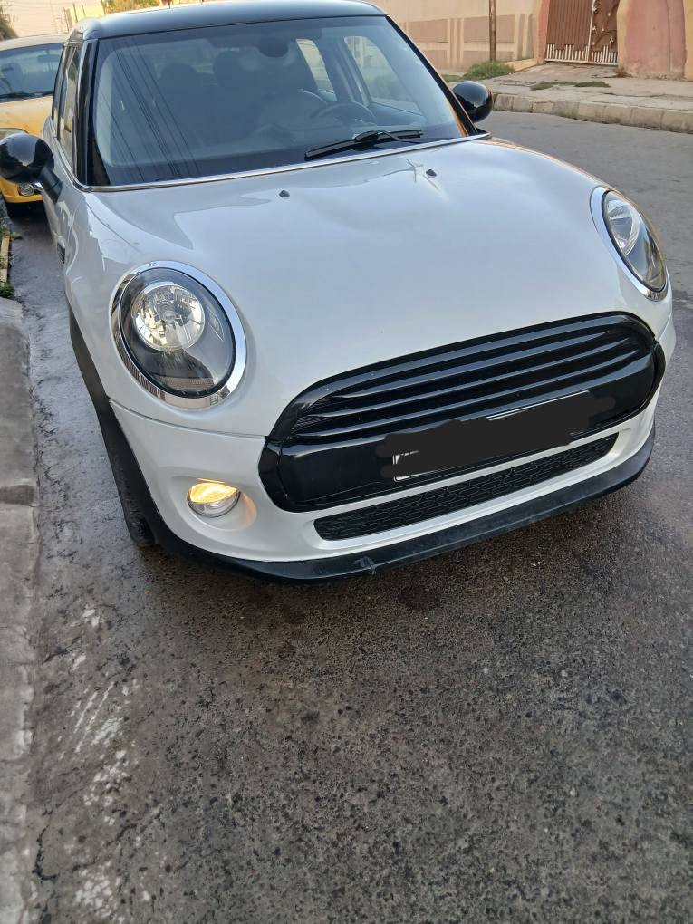 مني كوبر٢٠١٩ فول موصفات بنوراما اتوماتيك تربو كشنات تدفئه رادارات مانع انزلاق دبل بصمه ٤ابواب رقم دهوك شرط تحويل جملغ بونيد صبغ ماشيه ٤٩ الف جاهزا السياره حجم المحرك توربو ١٥٠٠ 
بيع او مراس سياره احدث  حسب الاتفاق 
*********** أربيل, العراق
