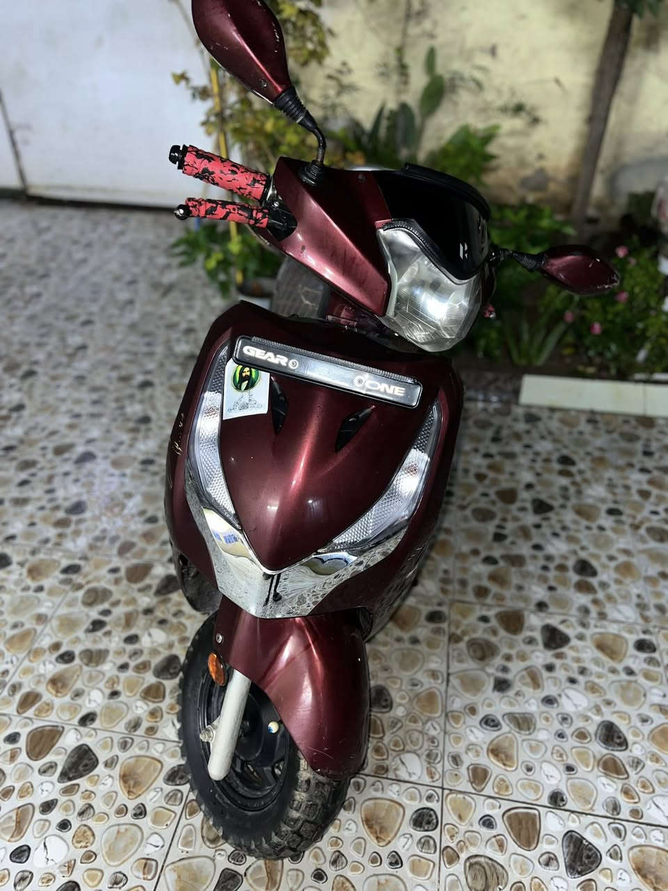 ماطور هندي اوتماتيك 
نضيف ما بيه اي نقص 
سعر 800 ألف وبيه مجال. 
استفسار يرجى اتصال بل رقم التالي ***********
