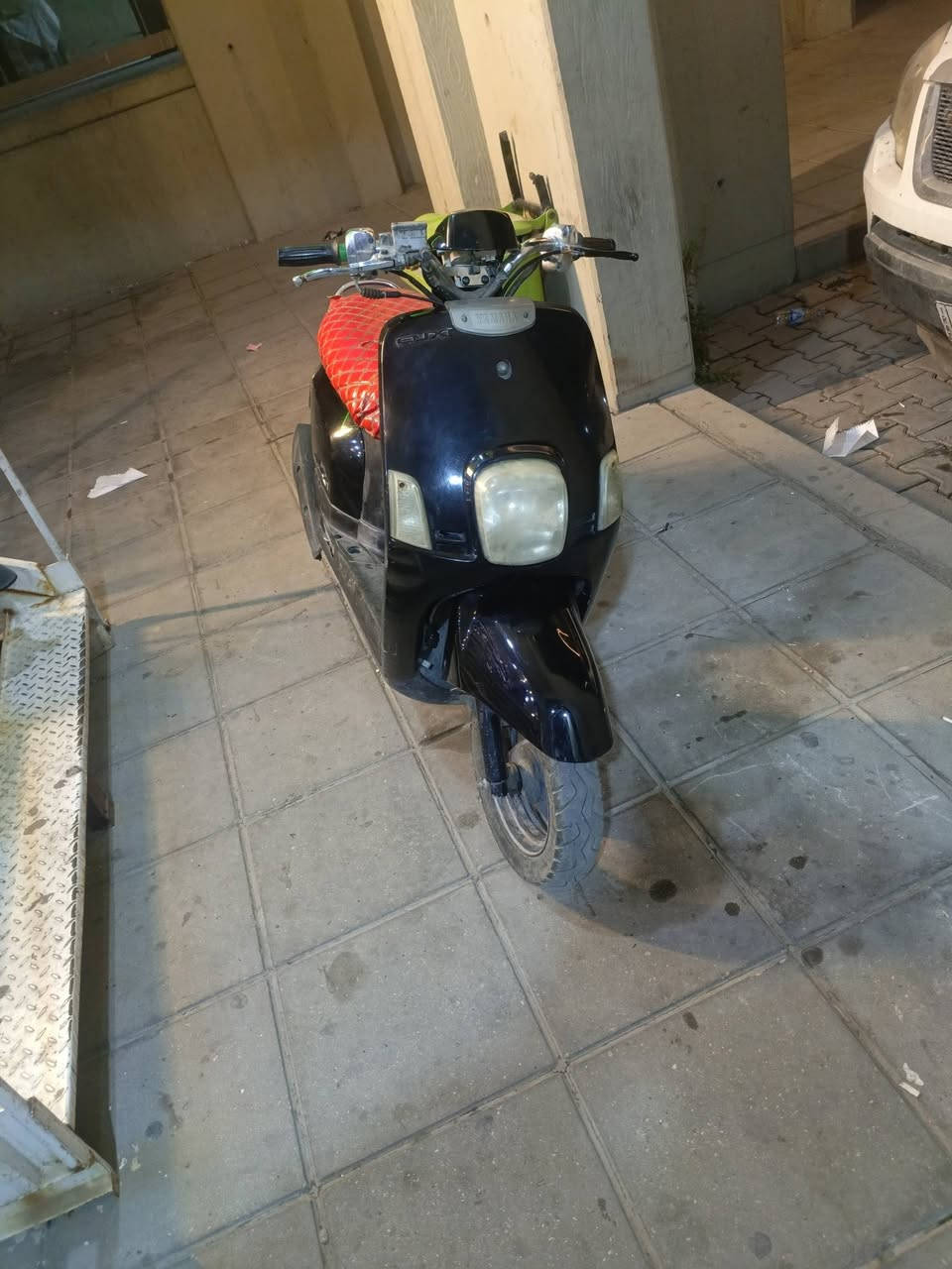 السلام عليكم ماكس بوليسي دراجه نظيفه محرك ناعم كلش اخرس سلف هندر كهربائيات شغاله نقص حوظ مال جنطه وشوته رايدهه 450 وبيهه مجال مكاني شارع حيفا ***********
