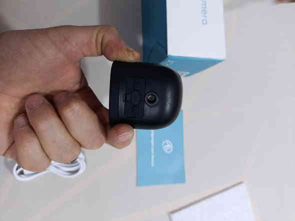 السلام عليكم كامرات مراقبه بهاذا الشكل عندي منهن ٤
السعر ب١٠٠ الف للاتصال*********** يوجد توصيل
