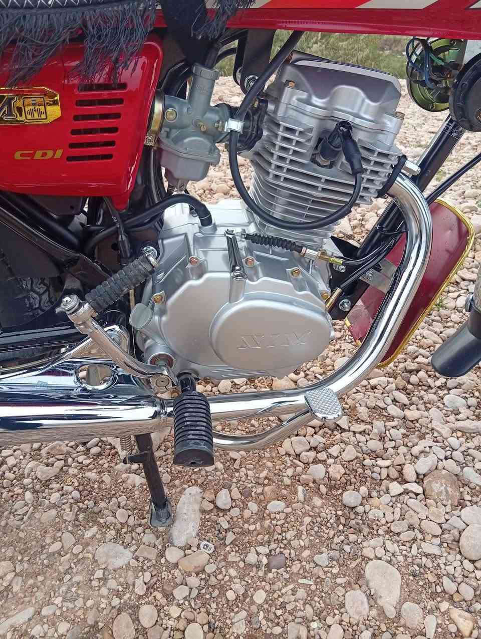 نامه 3احرف شلامچه موديل 27اي عيب مابيها مصار هواي نازله لشارع بيع او مراوس بستوته سعر مليون و200وبي مجال قليل (مكان خانقين) ***********
