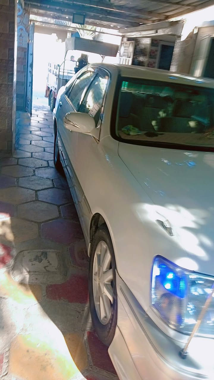 السلام عليكم
سياره ملكة للبيع ٢٠٠٢ اصولي رقم انكليزي سليمانية مداور ثاني يوم
سياره كامل مواصفات كريستال اربع دكم
تبريد خلفي امامي ثلاجة تنته مري شفط أحادية
بيها مواصفات هوايه
ملكة مال جني مكفولة كفاله من اصوليات ونقل جثه وكص
مكينه ديفور جبير 
العنوان ديالى بعقوبه
للاستفسار ***********
