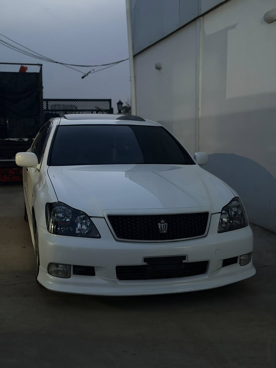 سەرەتا بەناوی خوا
(١٨٤)بڕاوە بڕاوە بڕاوە ئەوەی بە دوای دا دەگەرێن 
٣ دوگمەی قەپای قەپات مواسەفات 
کوشن جدلو هیتەر سلایت 
درۆی جوانی خۆیەتی 
هەموو گیانی بە شەرتی ١٠٠ وەستا 
بێمنەتم لەماڵی خۆم 
٦٧ گەڵاو مەجالی زۆر زۆر کەمە 
***********
شوێن ڕانیە
