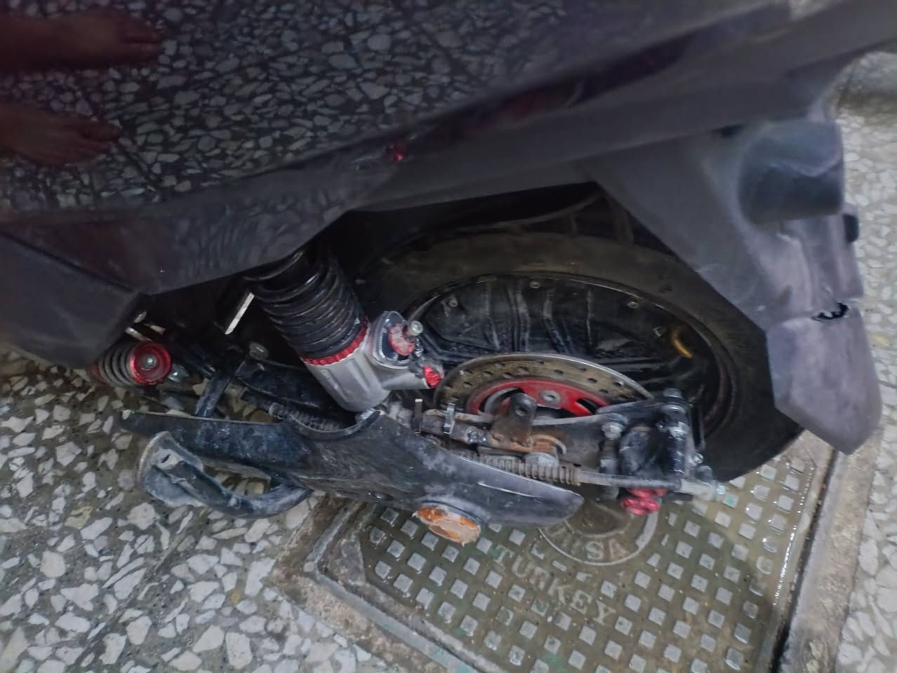 السلام عليكم دراجه شحن سكنس جبلي
بطاريات نص عمر 
دبلات نص عمر
٦٠ فولت
١٢٠٠ واط
دراجه تشتغل يرادله ترتيب 
سعر 250الف بيه مجال
*********** واتساب
