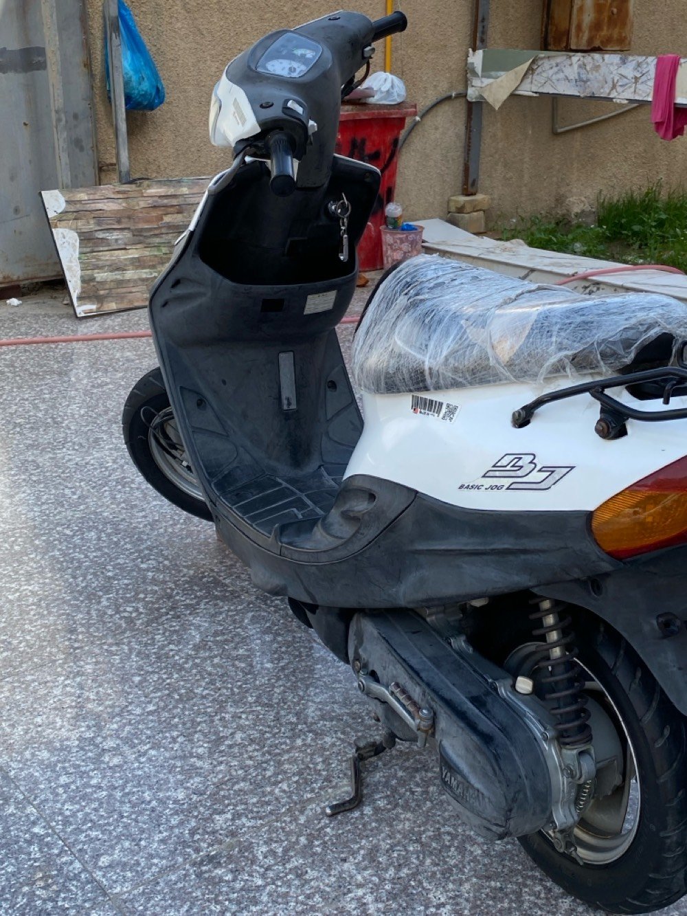 ناصريه شارع بغداد موصفاته حاويه ساله شهرين من نازله ماشيه 25كيلو متر سرعه توصل ل75 هورن سلف نكره باتري جديد