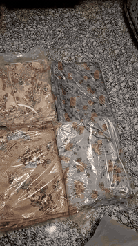 توفرت وجوه مخاد قديفة صيفية بكل الالوان الزاهية سعر الدرزن ب12 الف البيع جملة ومفرد تكريت الديوم مجاور افران العايد محل مفروشات مروان للححز خاص اواتساب ***********
