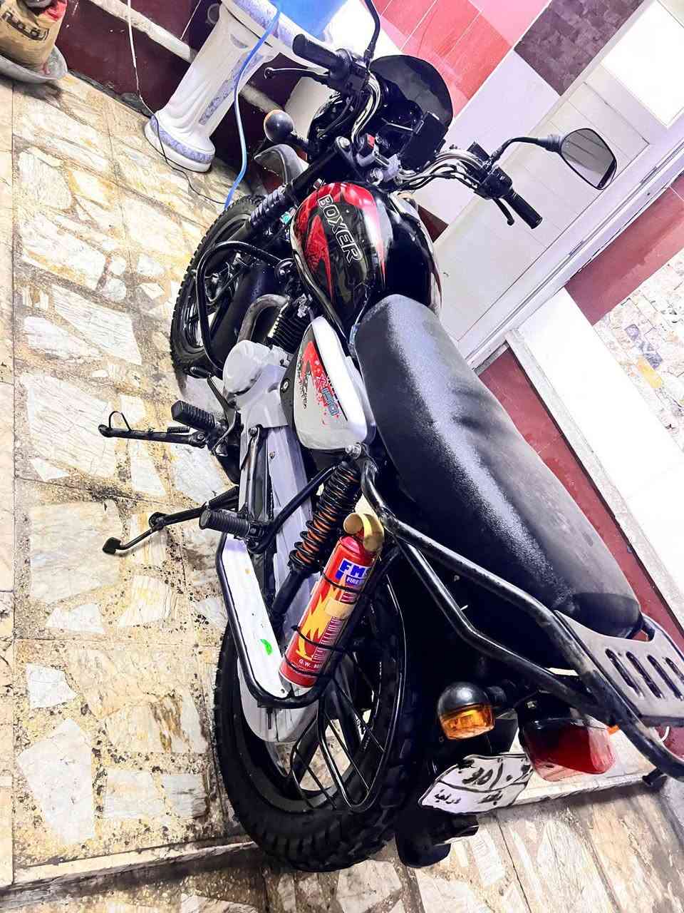 السلام عليكم بوكسر جبلي موديل 2023 مجفتة تجفيت شركة قبل 6 اشهر الدراجة كاملة مكملة من اي نقص سنوية بسمي تحويل ثان يوم ***********
