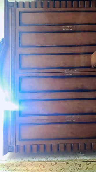 غرفه نوم ماليزي
تتكون من سبع قطع كنتور ست ابواب جربايه ميوزه جربايه عدد اثنين زاويه ميز تواليت ميز بلازما. السعر 350 للاستفسار اكثر اتصال ع رقم ***********
