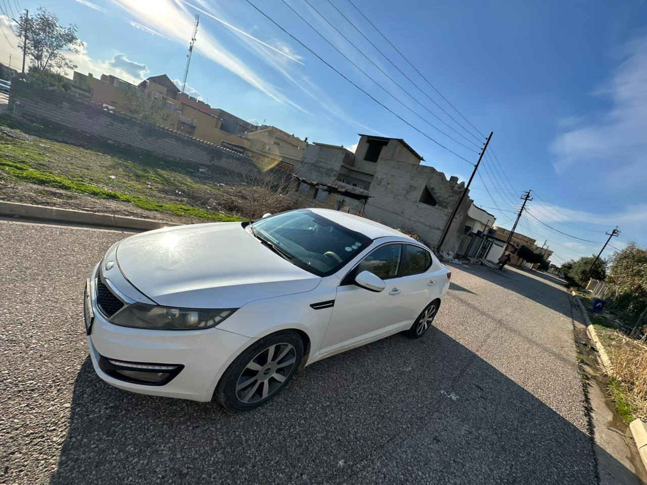 اسلام وعليكم K5. 2011 محرك 20 بدون اي مشاكل سياره جاهز  سعر130بيها مجال بسيط للطيبين الرقم ***********
