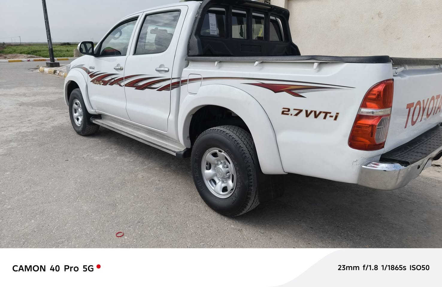 عليكم سياره البيع موديل 2014رقمهه نجف وسنويه جديد 2028 ماشيه 170 سياره جديد سعرها 195 بيه رشات صبغ قليل سوناره وياها   المكان اسياره ميسان قضاء الكحلاء
***********
