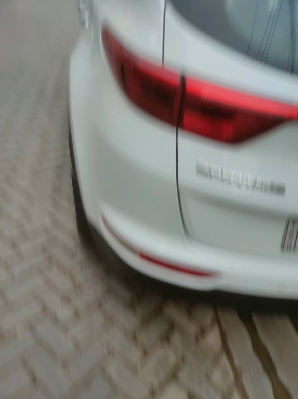 سبورتج خليجي موديل ٢٠١٩ مكينه كير مكفوله السياره ماشيه ٦٦ خاليه من الصبغ والتبديل عدى بارد مؤشر بالصوره مكان السياره بغداد السعر ١٨٤ رقم التلفون ***********
