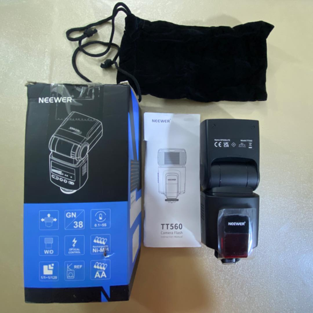 فلاش تصوير Neewer. 

قوة إضاءة عالية GN 38. 

مناسب لتصوير الأشخاص والمناسبات. 

رأس فلاش قابل للتعديل لزوايا مختلفة. 
تحكم مرن في قوة الإضاءة. 
زمن إعادة شحن سريع. 

السعر 15 الف 🌸♥️


**إذا كنت صاحب هذا الإعلان وتريد حذفه لأي سبب، رجاءا أرسل رسالة إلى الدعم الفني**