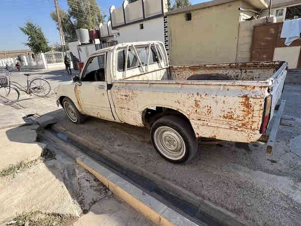 سلام عليكم بكم البيع  محرك كير شاصي فوك الشرط صدر جديد تايرات اربعه جددد رقم صلاح الدين كهربيات شغاله السعر مليون 700/مكان الحويجه /***********
