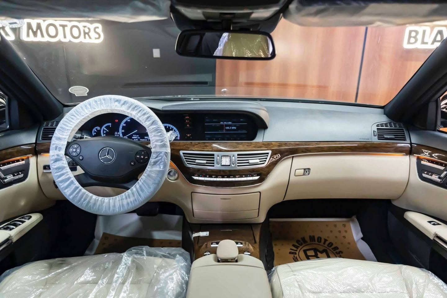 مرسيدس Benz 2013 AMG  S350
‏‎اخوان السيارة استلام شركة مارسيدس يعني و كاله خليجي صفر ضمان دولي 

سيارة فول مواصفات 

‏‎موديل: 2013

‏‎ماشيه :75,000 الف حقيقي بشرط كومبيوتر

داخل لون ابيض 

‏‎کشنات جلد

‏‎كشنات خلفي امامي كهرباء وتدفئه وتبريد

‏‏‎كشنات ٤ ميموري

‏‎بانوراما

‏‎ناظور ليلى

‏‎٦ سيدي جنجر

‏‎ريموت كونترول داخلي

‏‎لايتات زينون اوتو

‏‎نظام اناره عالي ناصي ولاياتات تصعد وتنزل ويمين ويسار حسب اتجاه السياره وحركتها اوتوماتيك

‏‎حساس مطر اوتو

‏‎تحكم ستيرن

‏‎صندوق شفط

‏‎٥ بردات كهرباء

‏‎تبريد قطعتين ويه التكم

‏‎دبلات تصعد و تنزل

‏‎٣ انظمه سياقه سبورت وعادي وكستم

‏‎نظام دخول وخروج السايق من المقعد الامام

‏‎مري شفط

‏‎‏‎سماعات هارمان كاردون 

‏‎١٤ ايرباك

‏‎حساس اماي خلفي

‏‎كاميرا خلفي 

‏‎باب شفت

‏‎٤ أبواب بصمه

‏‎تشغيل بصمه

‏‎شاشه تسجيل دواره

‏‎تحكم بالبانوراما والأبواب والبردات من خارج السياره

‏‎السياره s class بلادي خليجي

‏‎اناره ٣ الوان

‏‎ناظور ليلي رادار

‏‎بيه مواصفات معروفة 

‏‎‏‎رقم اربيل بأسمي

‏‎‏‎شرط تحويل 

‏‎‏‎مكان السياره بغداد 

‏‎‏‎رقم صاحب السيارة 

‏‎‏‎*********** واتساب 

 ***********
