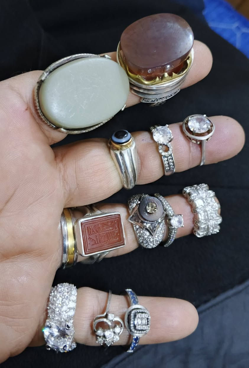 من النوادر الخواتم الراقيه والأحجار المصوره والسبع معادن وانواع المعادن لاجمل صياغه للاستفسار ***********
