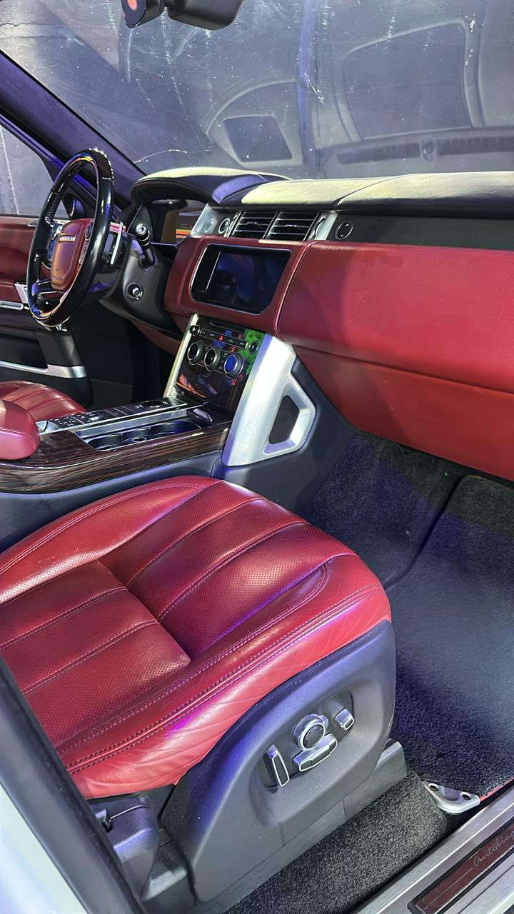 للبيع بسعر مغري ومناسب للغايه
رانج روفر فول الفول كما موضح بالصور 
سياره قطعه نادره وثمينه بيضاء كألبدر في اكتماله 
رقم بغداد سياره جديده واحله من الصور 
للبيع او للمراوس موديل 17 ساز ام الفسفوره 
 بيك اب كاز فور ويل العنوان البصره 
***********
