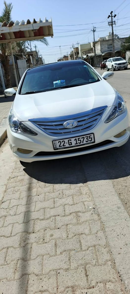 للبيع...نقد فقط  اعتذر عن الاقساط
باسعر 130$وبيه مجال بسيط
سوناتا 2010 ابيض ثلجي 
رقم اربيل دولي (22)
✳️محرك 2400/شرط لاتبخير ولاتنقيص 
✳️كير اتوماتيك بدون اي عيب مال بيت"  
 🚘سياره جديده برغي ما ناقصها Ⓜ️

🔴سياره مكفوله كفاله. عامه  شرط على السونار 

✅صدر كهربائيات كلها شغاله تبريد ثلج ❄️ 
تايرات 4️⃣ جديدة 🆕 
صدر امامي خلفي كله جديد 
شرط التحويل ثاني يوم
السعر 130$ وبيها مجال بسيط 
مكان السيارة الديوانية


**إذا كنت صاحب هذا الإعلان وتريد حذفه لأي سبب، رجاءا أرسل رسالة إلى الدعم الفني**