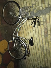 بايسكل بناتي للبيع للتواصل 07750628958 واتس اب فقط