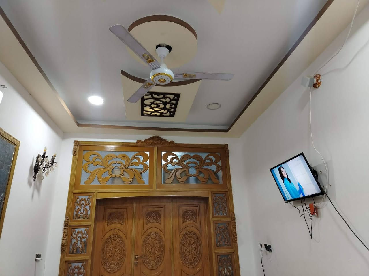 دار للبيع 100م الانتفاضه الثالثه الواجهه 5نزال20
طابقين ثلااث غرف  مطلوب أسكان 40مليون  
للاستفسار ***********
نستقبل كافه العروض الطابو صرف من صاحب السند 
#عقارات #كربلاء #مكتب
