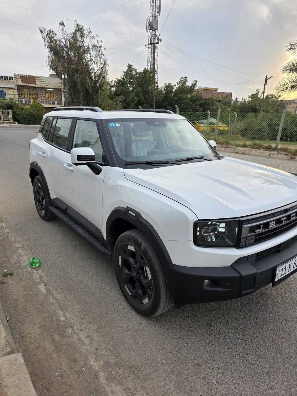 للبيع: جيتور T1 موديل 2025 (بحالة الزيرو) . الممشى: 700 كم فقط. الحالة: نظافة 100%خالية من اى صبغ أو شخوص ، وبكامل إضافات الشركة. المواصفات لكجري: محرك2000 توربو بقوة 254 حصان  شاشة لمس ذكية، كاميرات محيطية وفتحة سقف بنروما تشغل عن بعد وأنظمة أمان متطورة.  السيارة مسجلة بلوحات (بغداد ) وجاهزة لتحويل فوراً السعر 24.3 $ (شدتين 43 ورقة) وقابل للتفاوض البسيط الجادين. الموقع: #بغداد للتواصل: *********** رقم صاحب السيارة
