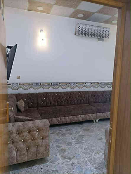 بسمه تعالى 
دار  للبيع (صاعد مصرف عقاري)
حي النداء 
شارع 30 
المساحه 100 متر
السعر الكلي 118 مليون
مطلوب للمصرف 70 مليون
يعني مقدم 48 مليون فقط
علما الدار مرهون بقيمة 29 مليون تريد تدفع الرهن او تبقي وتدفع 19 مليون فقط 
القصد شهريا  312 الف 
للاستفسار:***********☎️📞
