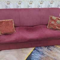 للبيع تخم ديوان عشر مقاعد مع قنفة سعره ١٠٠ الف نهايته تقاطع نهروان ٠٧٧...