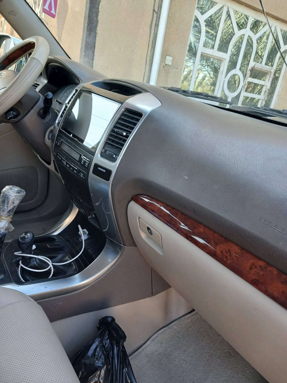 سلام عليكم للبيع برادو موديل 2008 نظيف حجم 6 سلندر رقم بغداد بسمي السعر 172 / عنوان حله النيل  ***********/***********
