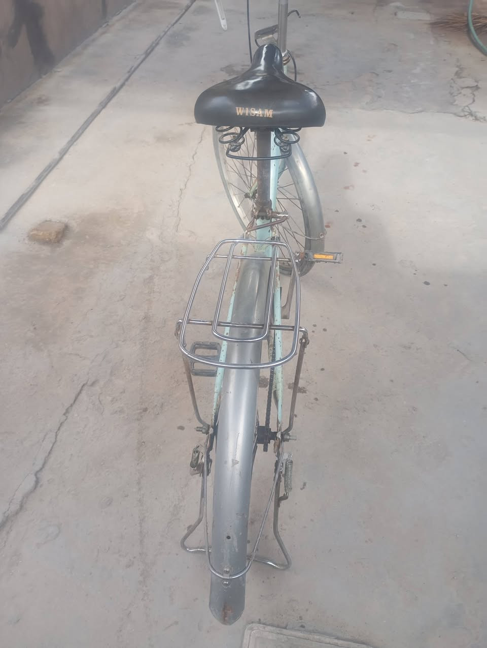 بايسكل للبيع سعر 75الف تواصل ***********
على هاذه الرقم واتساب ايضن
